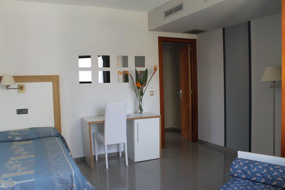 Marina Resort Benidorm - The Original Benidorm Vibe Ngoại thất bức ảnh