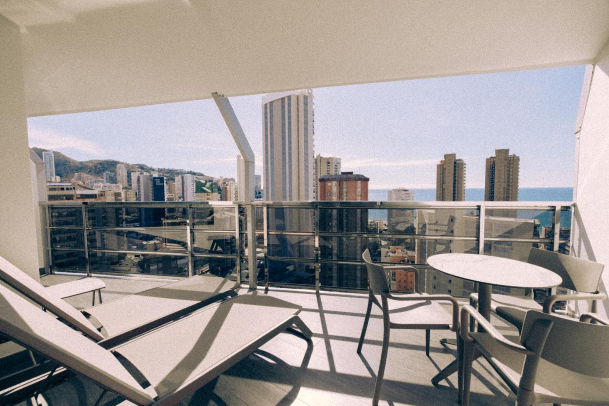 Marina Resort Benidorm - The Original Benidorm Vibe Ngoại thất bức ảnh