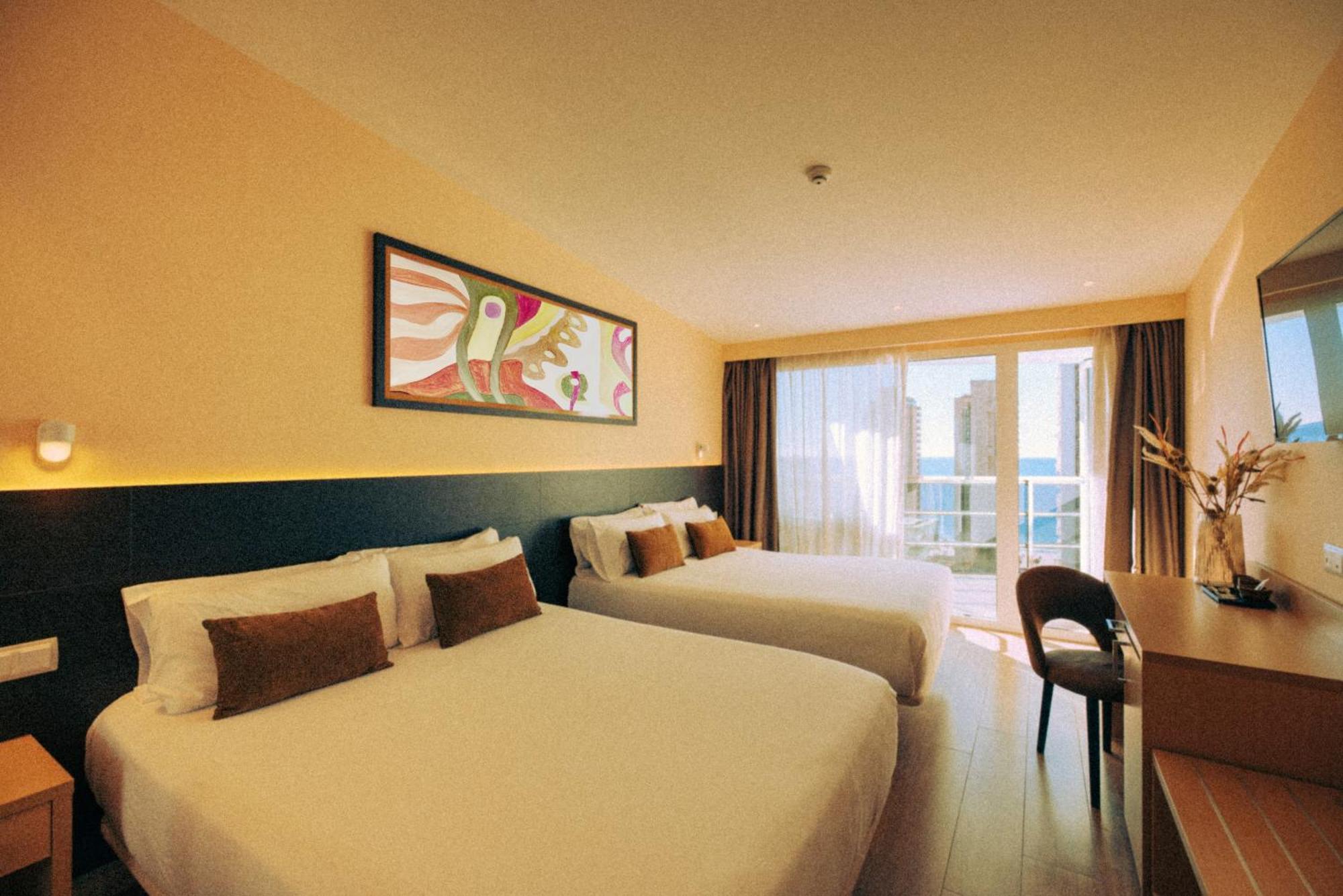 Marina Resort Benidorm - The Original Benidorm Vibe Ngoại thất bức ảnh